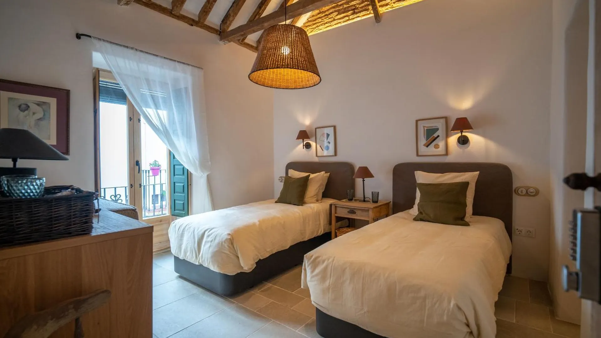 Mondejar 14 Coliving Centro Hotel Estepona 0*,  Spain