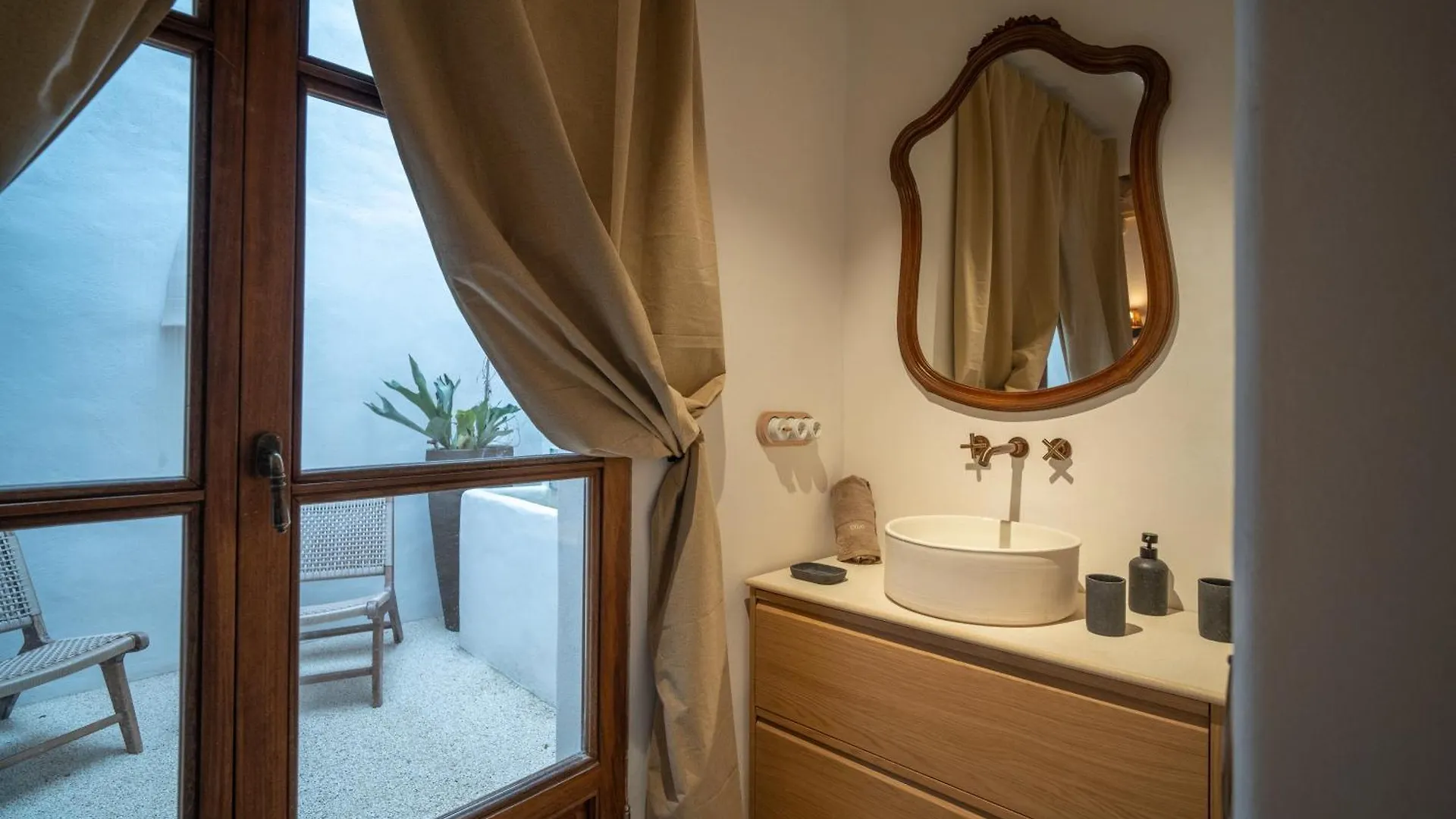 Hotel Mondejar 14 Coliving Centro Estepona